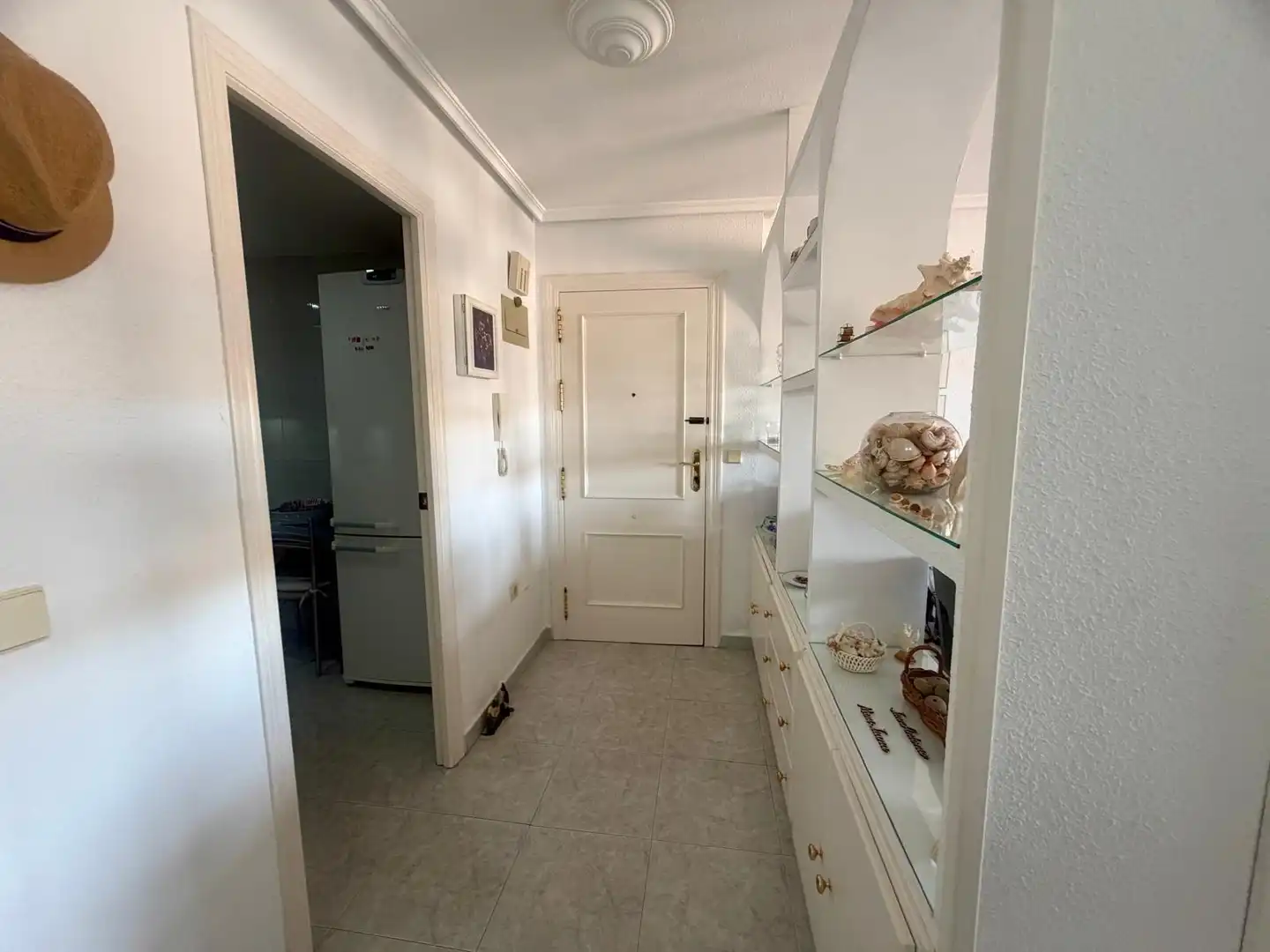 Wohnung zum Verkauf in Águilas mit Terrasse, Abstellraum und Möbliert