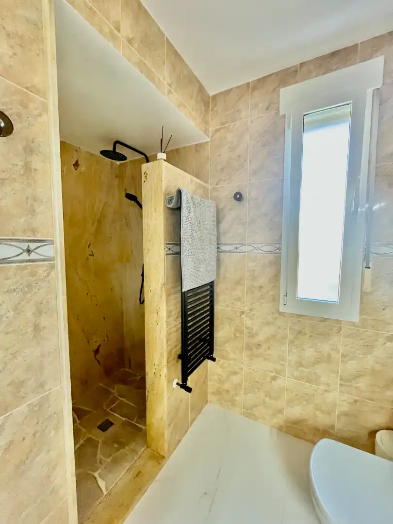 Baño de Casa adosada en venta en Cuevas del Almanzora con Aire acondicionado, Terraza y Amueblado