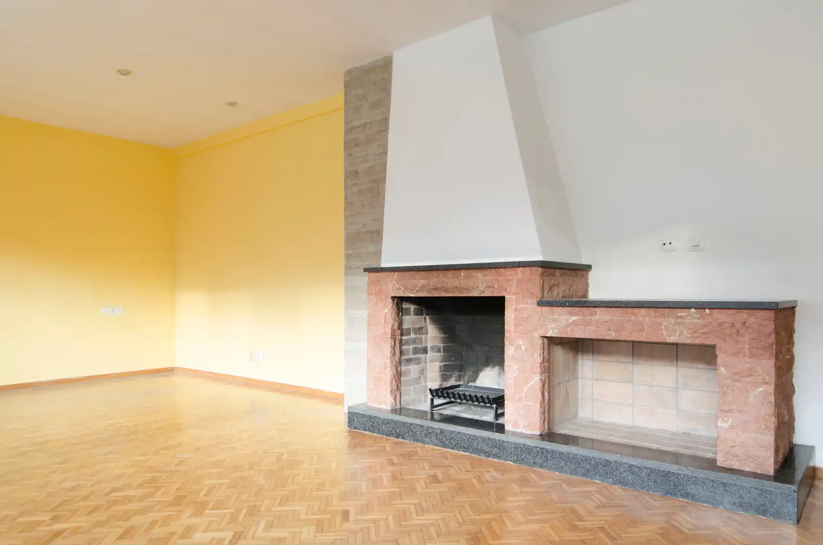 Sala de estar de Piso en venta en Manresa con Calefacción, Trastero y Horno