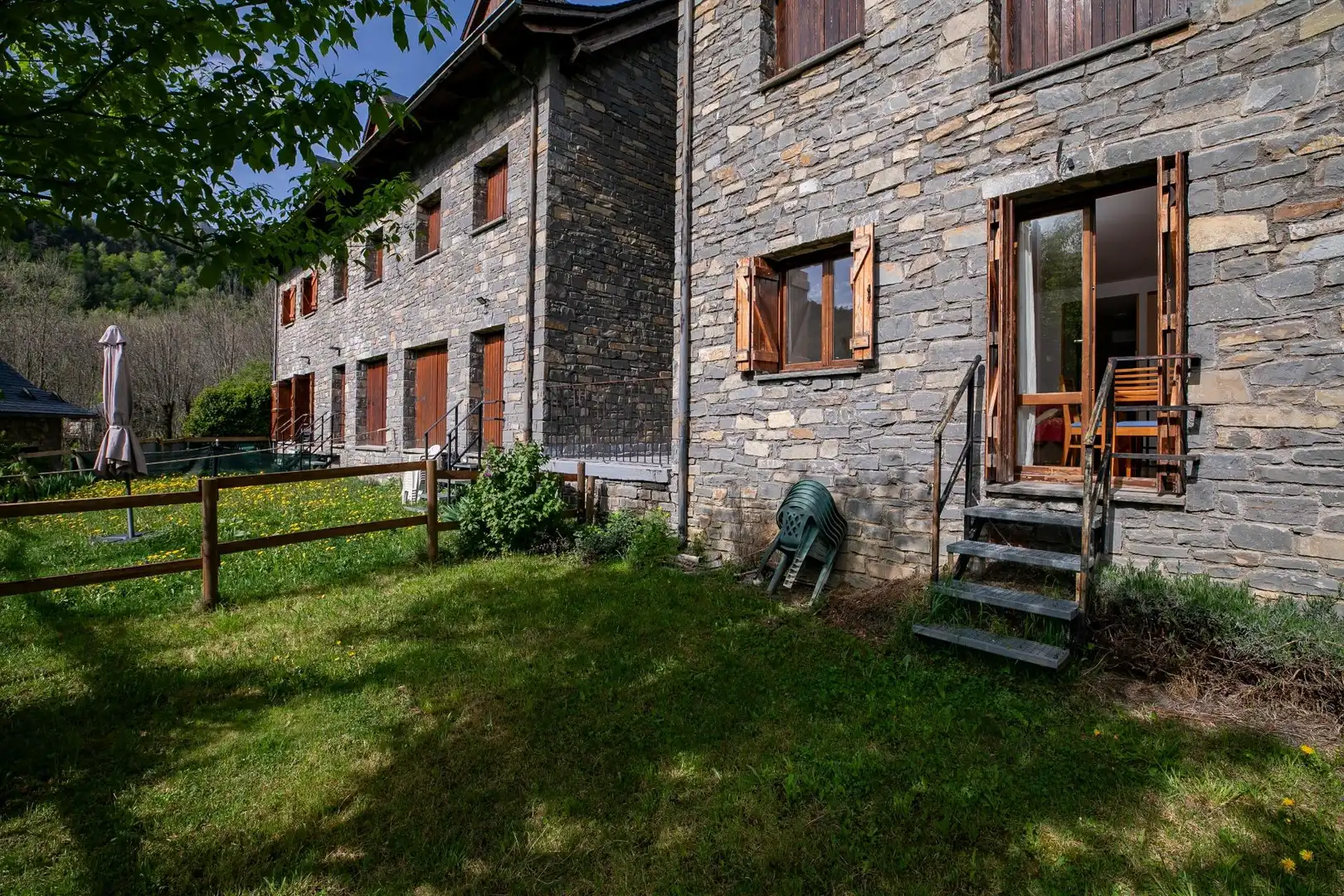 Exterior view of Flat for sale in Biescas  with Heating, Private garden and Terrace