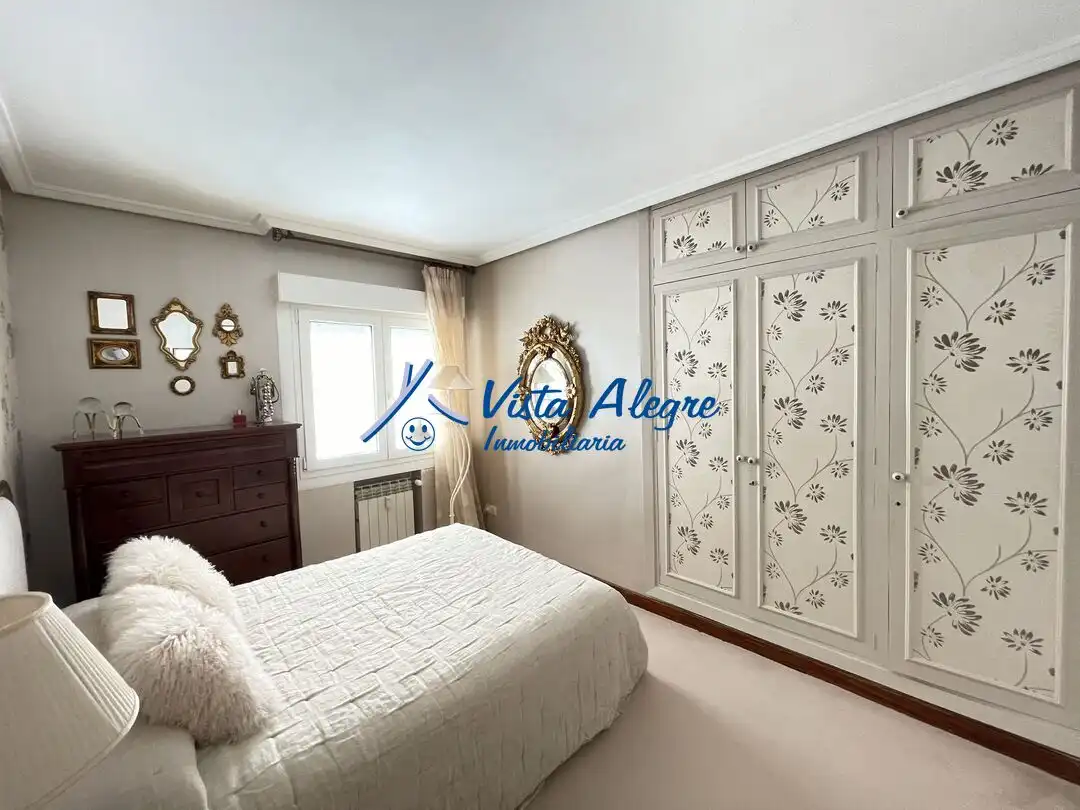 Schlafzimmer von Wohnung zum Verkauf in Haro mit Klimaanlage, Heizung und Parkett