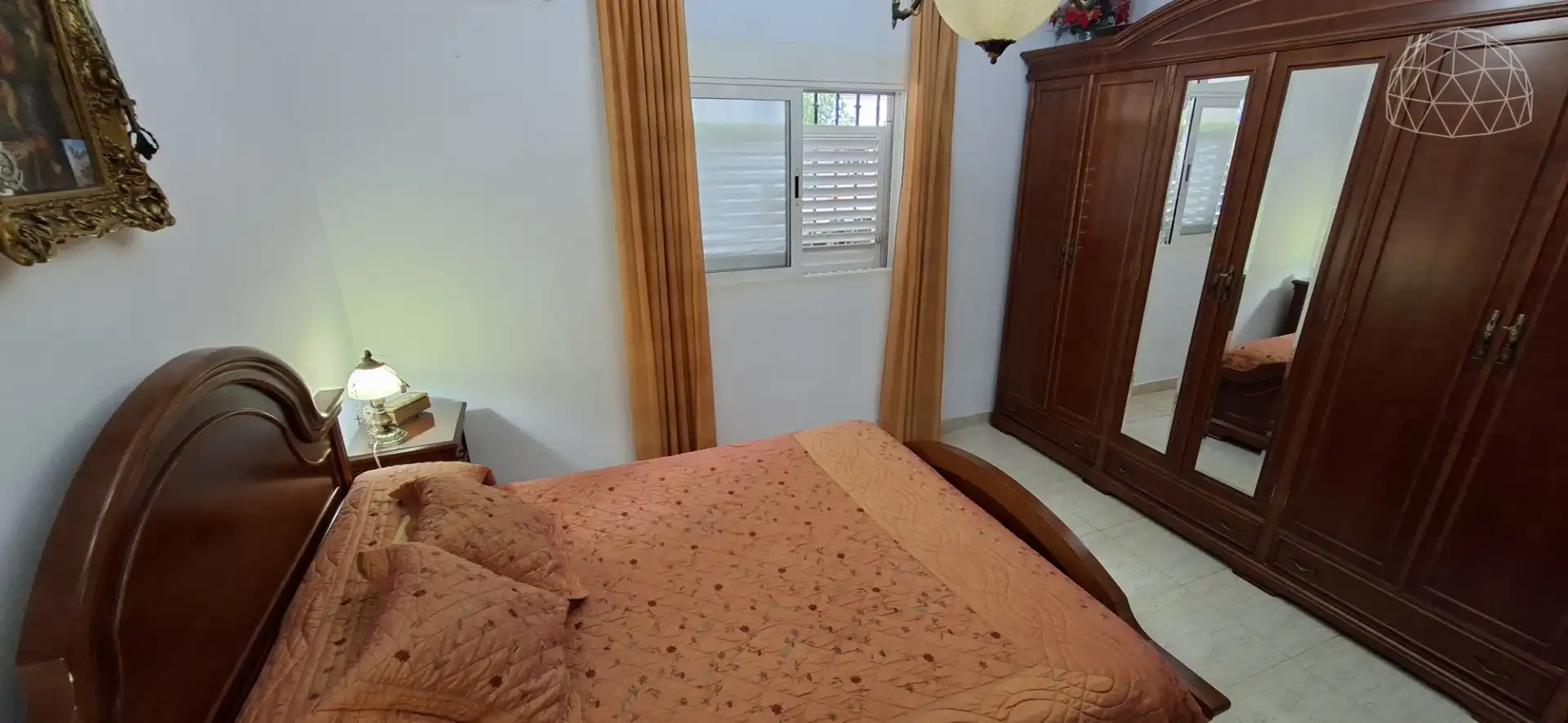 Schlafzimmer von Haus oder Chalet zum Verkauf in Sevilla mit Klimaanlage, Terrasse und Möbliert