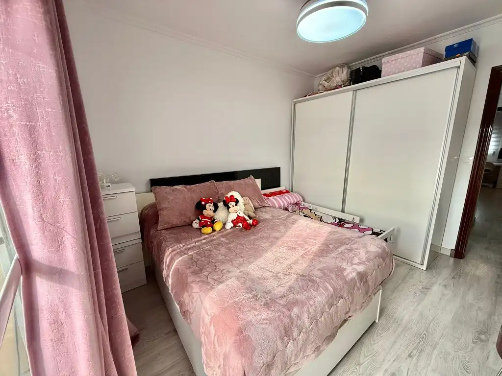 Schlafzimmer von Maisonette zum Verkauf in Cádiz mit Balkon