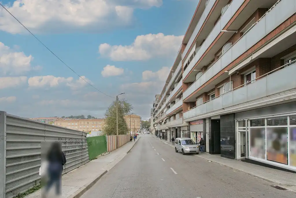 Außenansicht von Maisonette zum Verkauf in Manresa
