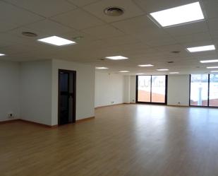 Office to rent in Cornellà de Llobregat  with Air Conditioner, Heating and Internet