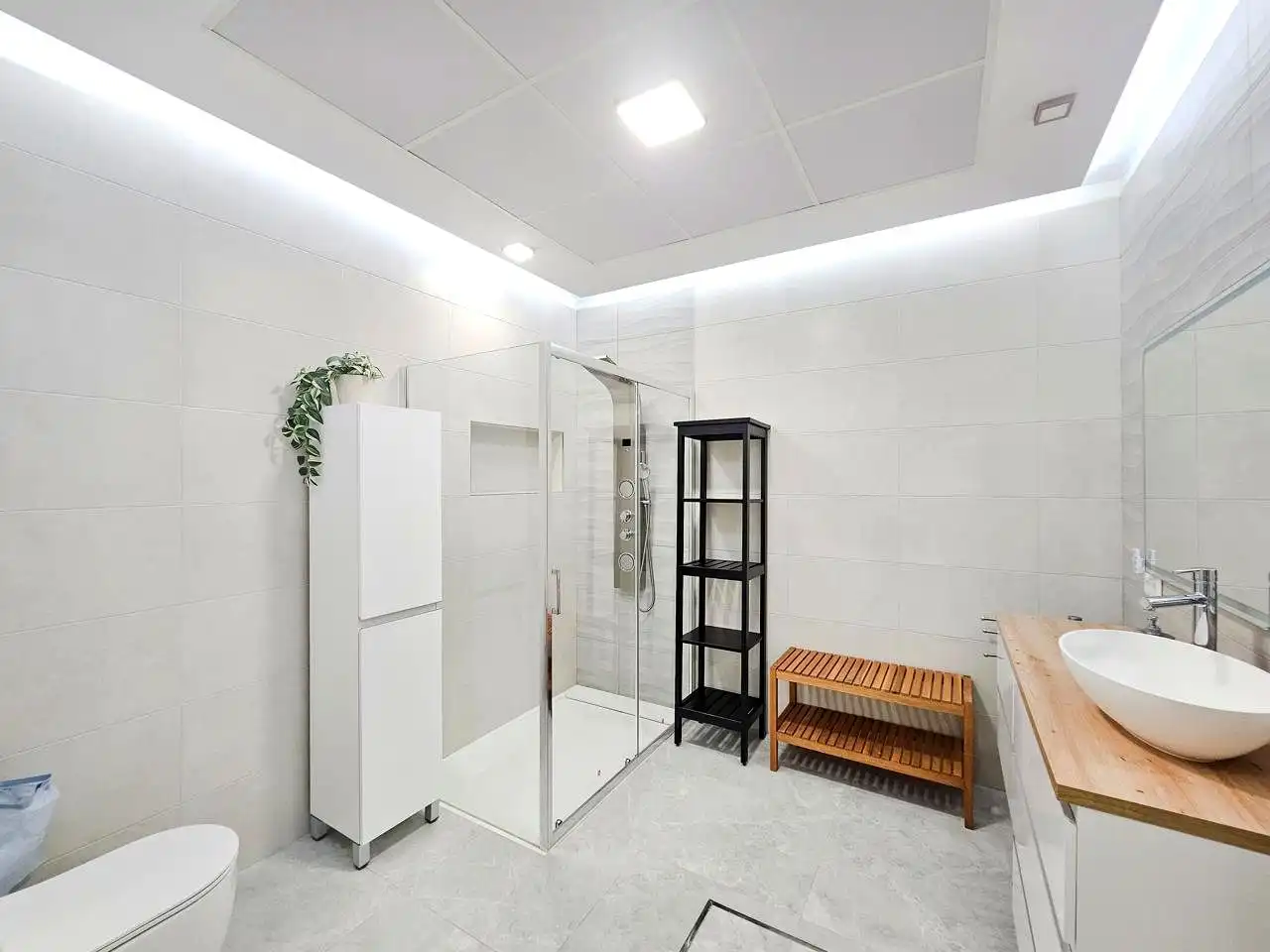 Bany de Casa o xalet en venda en Alcalá de Guadaira amb Aire condicionat, Jardí privat i Terrassa