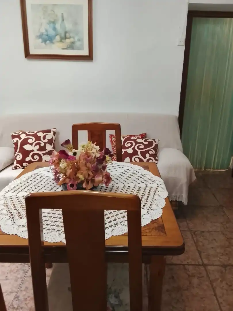 Menjador de Casa o xalet en venda en Vallhermoso de la Fuente amb Moblat