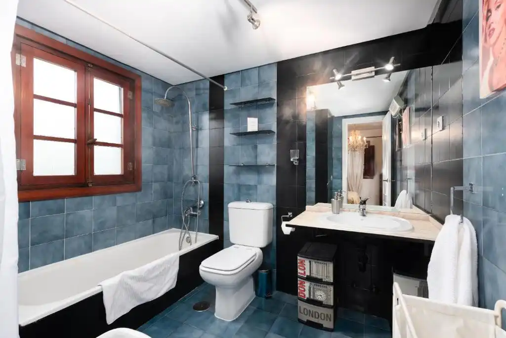 Apartamento con ascensor en venta en Puerto de la Duquesa, imagen 19