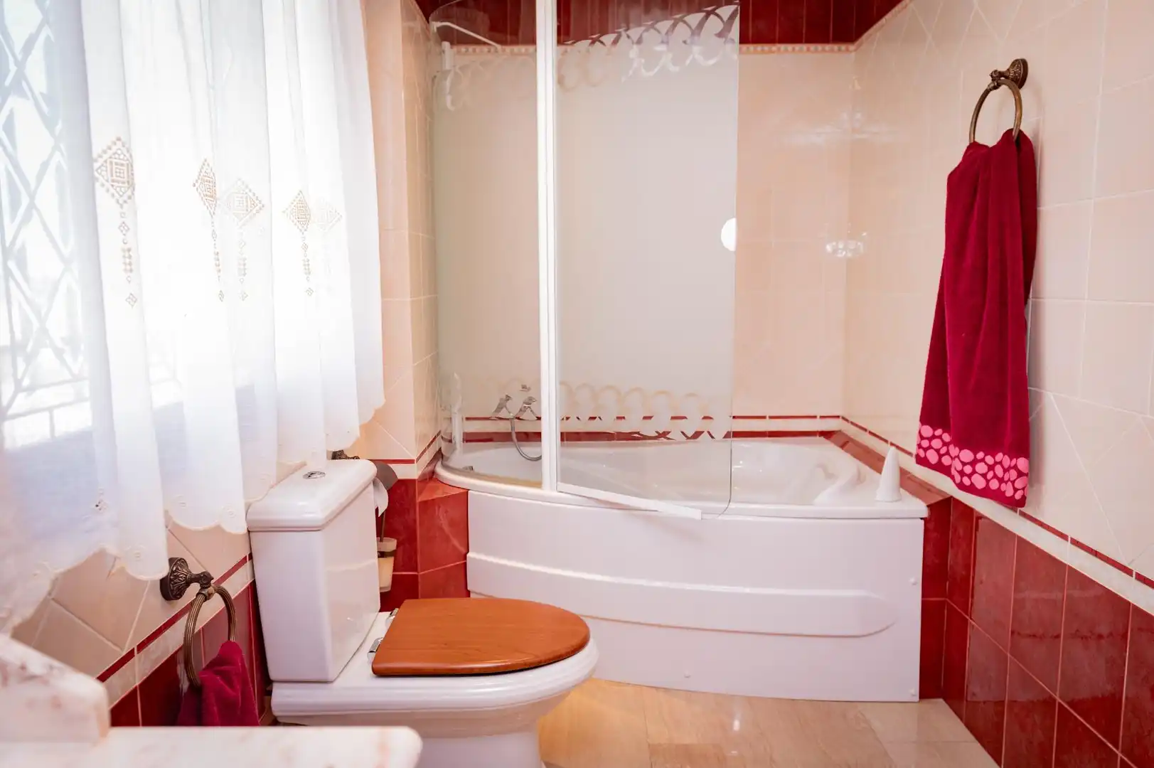 Bany de Casa o xalet en venda en Antequera amb Aire condicionat, Terrassa i Traster