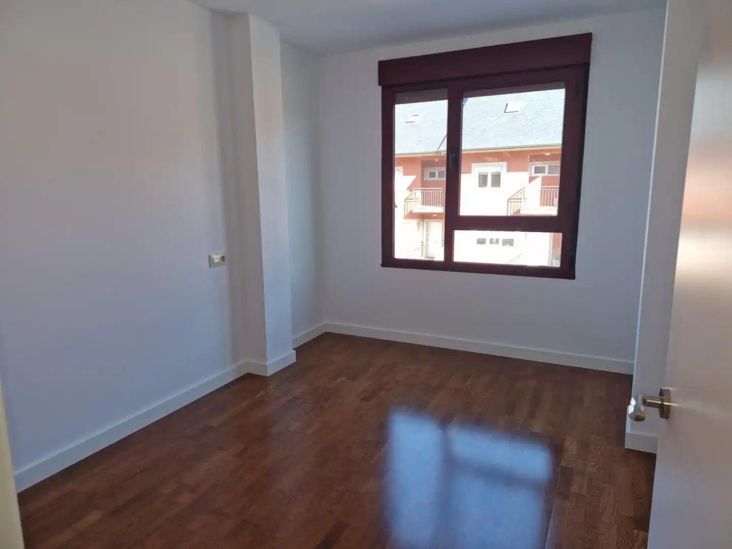Habitación de Apartamento en venta en Camponaraya con Calefacción y Trastero