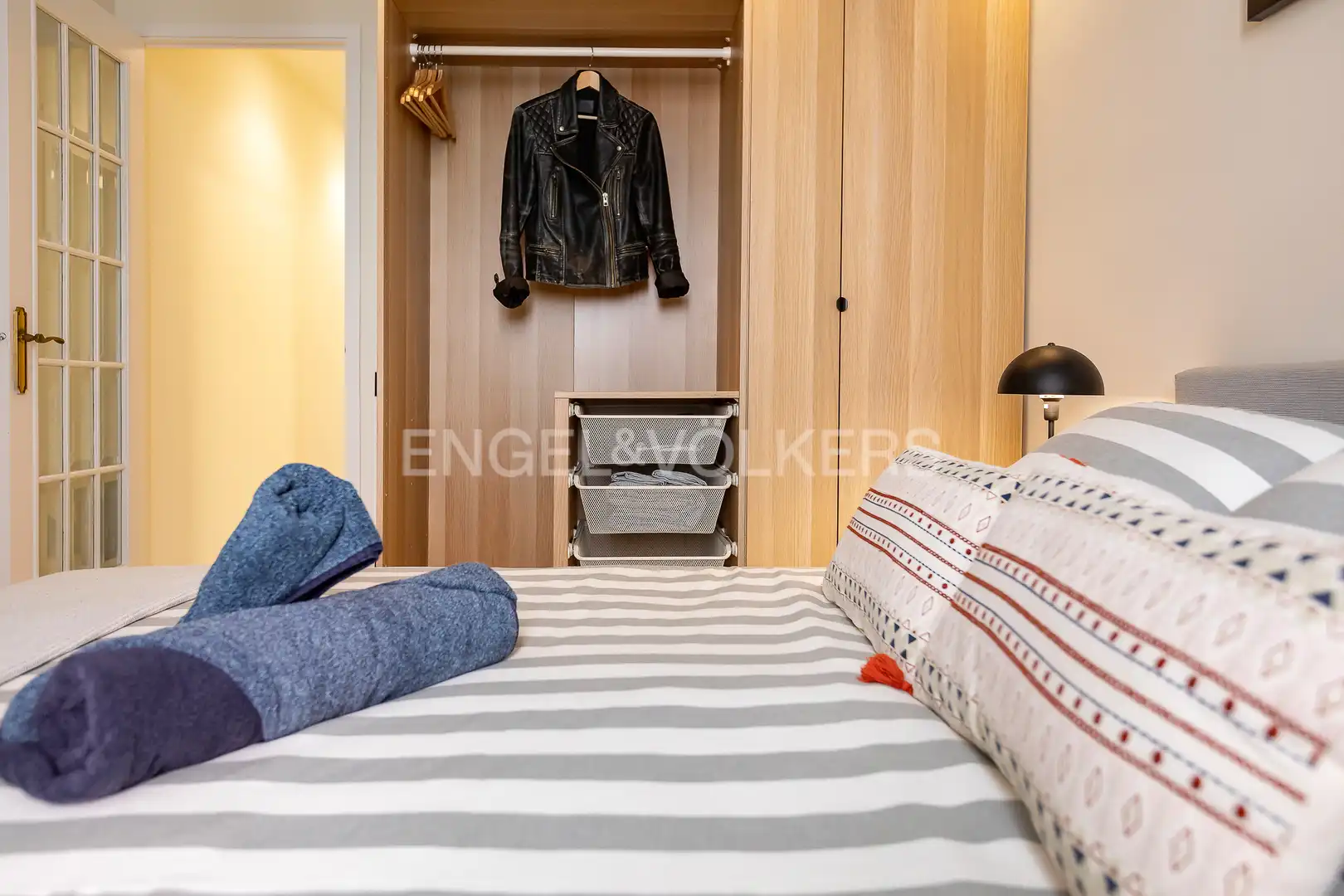Habitación de Piso en venta en Barcelona con Aire acondicionado, Calefacción y Balcón