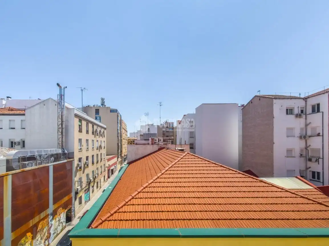 Außenansicht von Wohnung zum Verkauf in Madrid mit Klimaanlage, Heizung und Terrasse