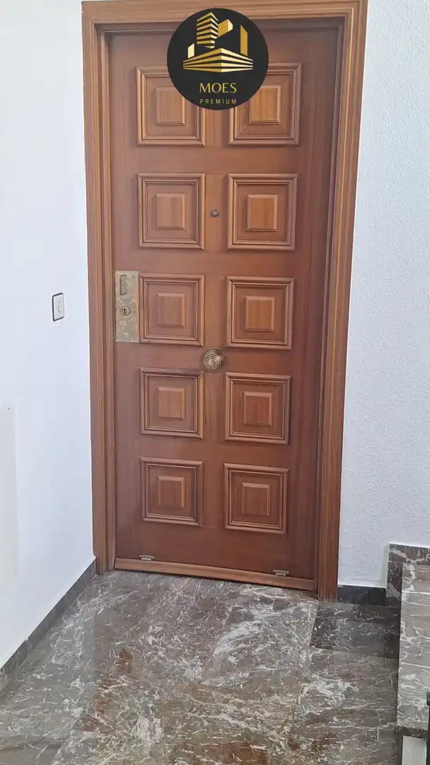 Piso en venta en Jaén con Aire acondicionado, Calefacción y Balcón