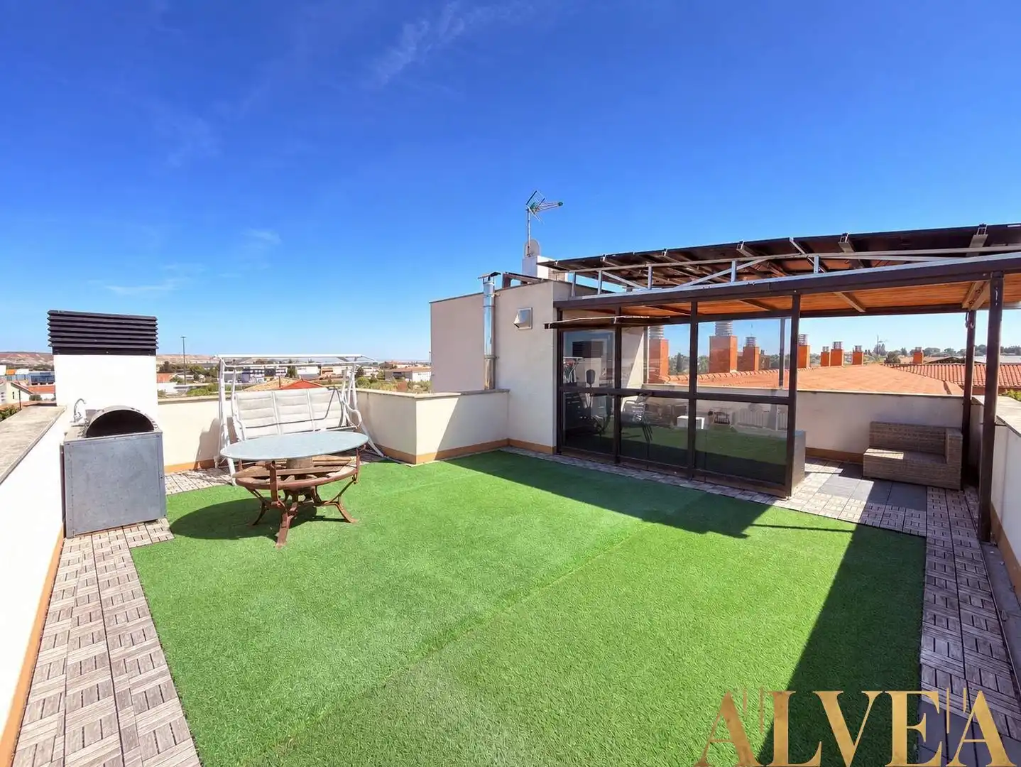 Terrassa de Casa o xalet en venda en Barrios rurales del oeste