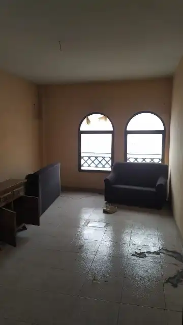 Inmuebles singulares con ascensor en venta en Avenida de Pescia 53, imagen 6