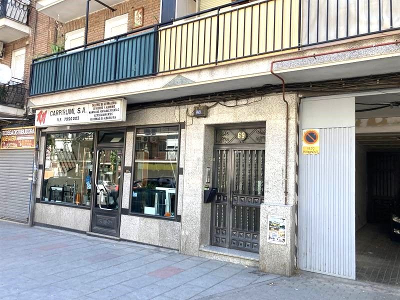 Flat for sale in Alberto Palacios, Villaverde Alto