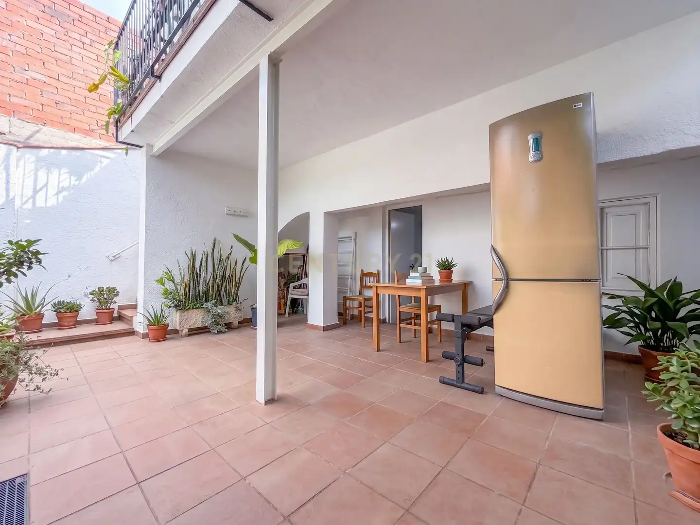 Terrassa de Casa adosada en venda en Badalona amb Aire condicionat, Jardí privat i Traster