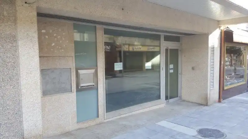 Local comercial en venda a Rúa Castelao, imagen 2