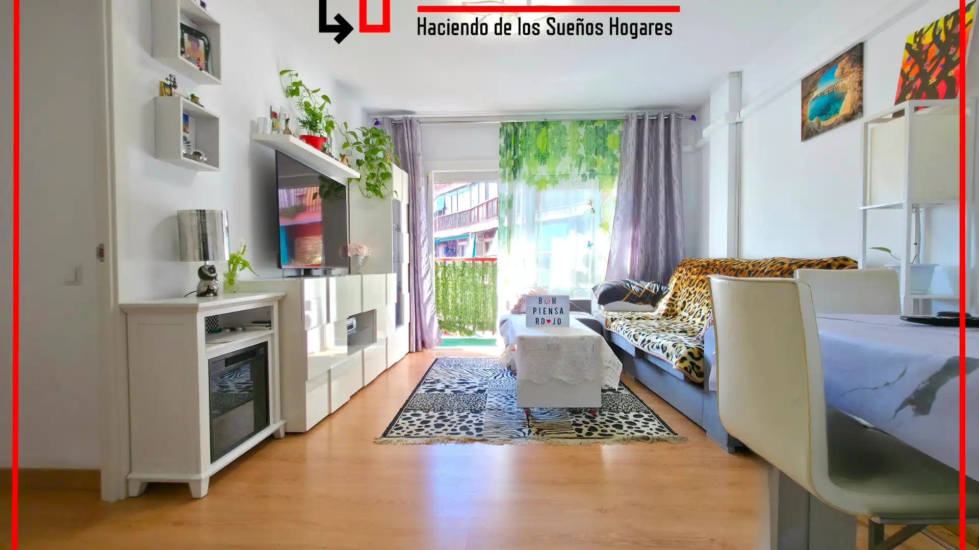 Living room of Flat for sale in Sant Andreu de la Barca  with Air Conditioner, Heating and Parquet flooring
