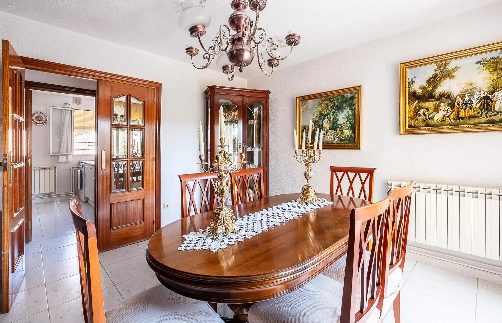 Comedor de Piso en venta en Madrid con Calefacción