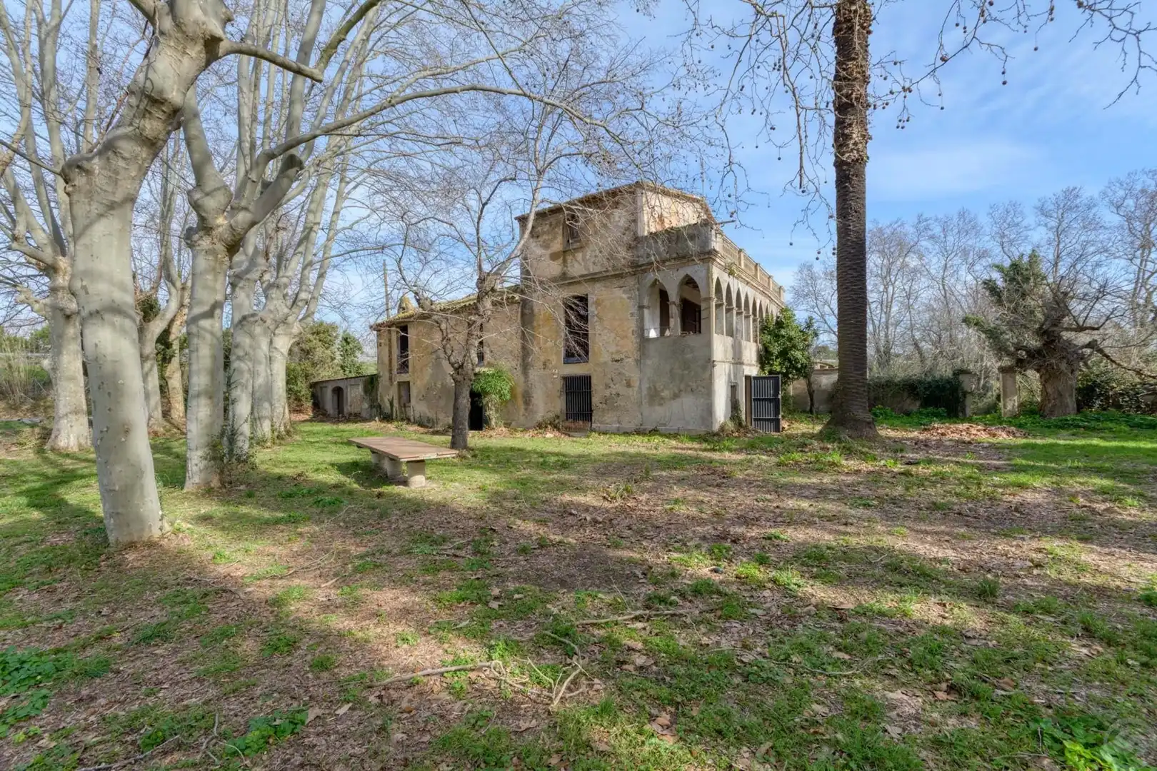 Vista exterior de Finca rústica en venta en Castelló d'Empúries con Trastero
