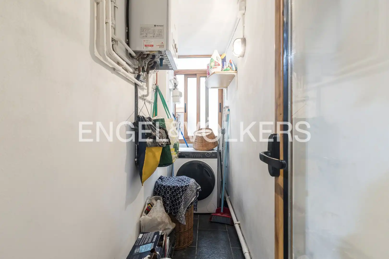 Flat for sale in Barcelona  with Air Conditioner, Heating and Parquet flooring