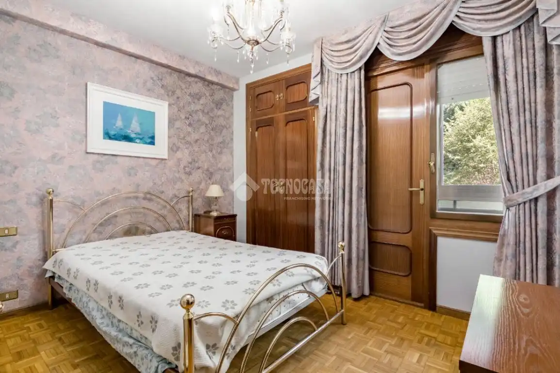 Schlafzimmer von Wohnung zum Verkauf in Madrid