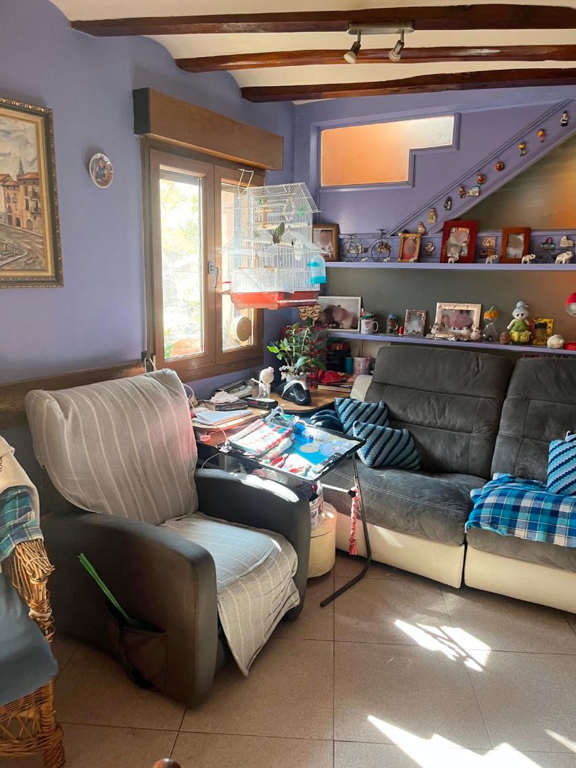 Sala de estar de Casa adosada en venta en Fuenmayor con Trastero, Amueblado y Balcón