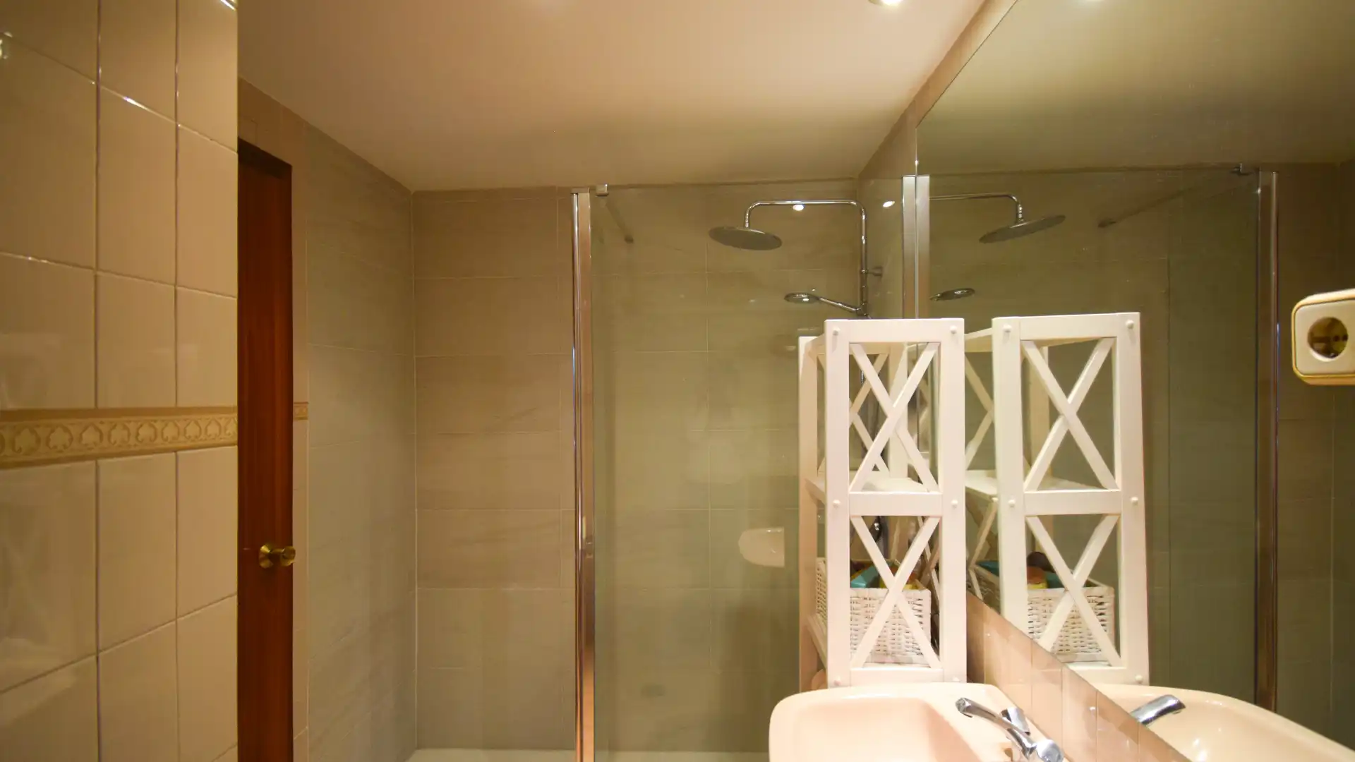 Wohnung zur Miete in Avenida de Burgos, 30, Castilla