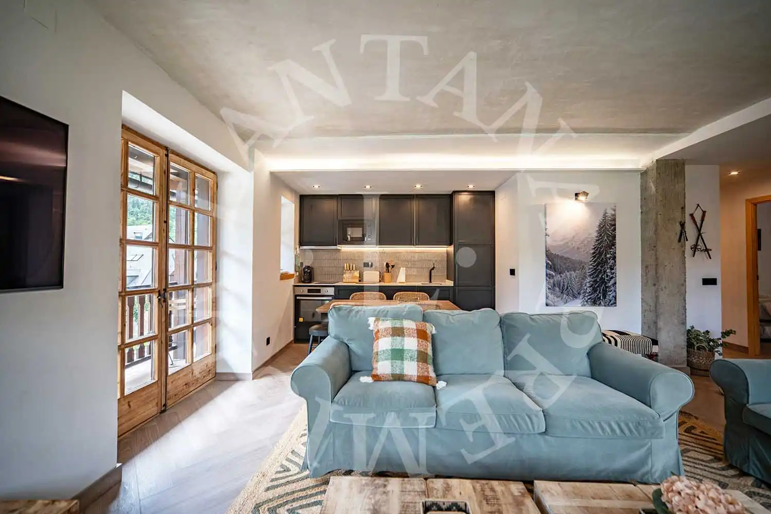 Living room of Flat for sale in Naut Aran  with Heating, Parquet flooring and Furnished
