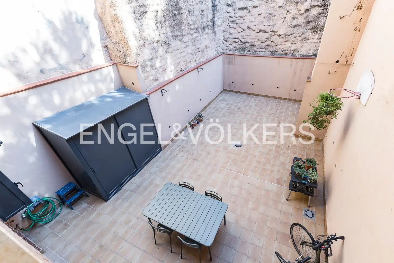 Terrassa de Planta baixa en venda en Barcelona amb Calefacció i Terrassa