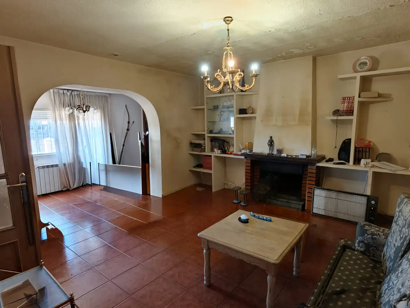 Sala d'estar de Casa o xalet en venda en Griñón amb Jardí privat i Piscina