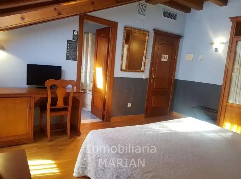Schlafzimmer von Gebäude zum Verkauf in Sepúlveda