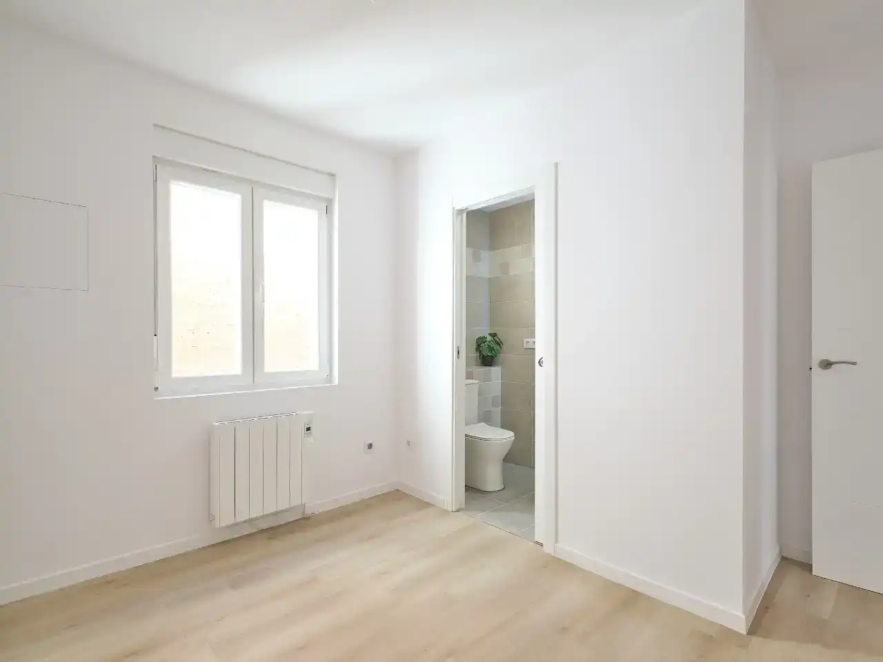Habitación de Piso en venta en  Logroño