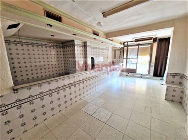 Local comercial en venda a Lorca Ciudad