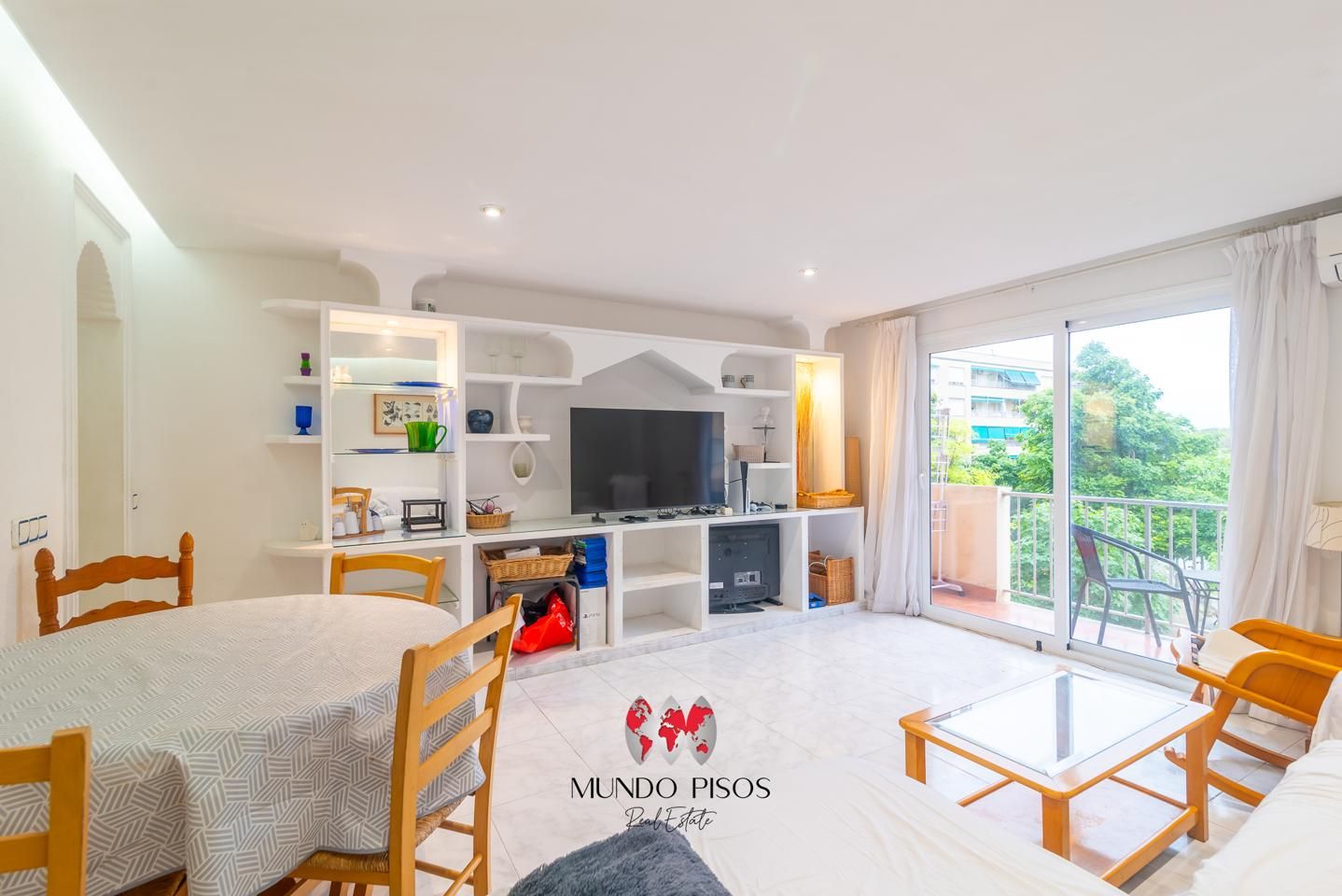 Living room of Flat for sale in  Palma de Mallorca  with Air Conditioner, Heating and Balcony