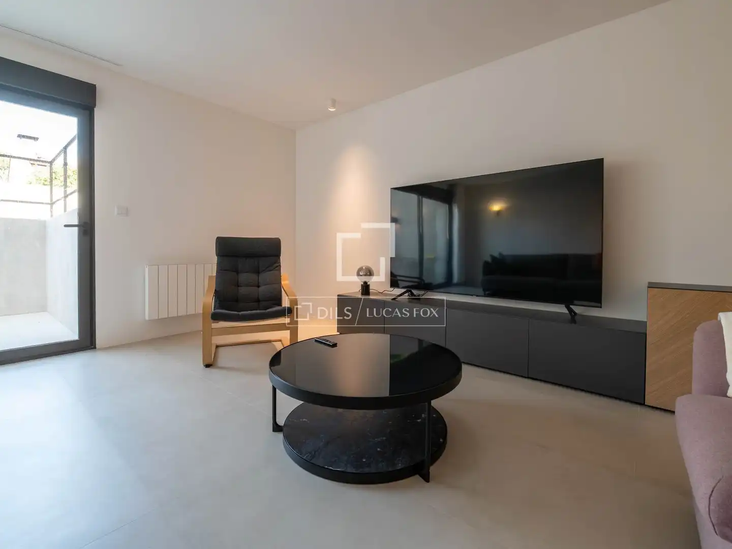 Wohnzimmer von Haus oder Chalet zum Verkauf in La Moraleja mit Klimaanlage, Heizung und Privatgarten