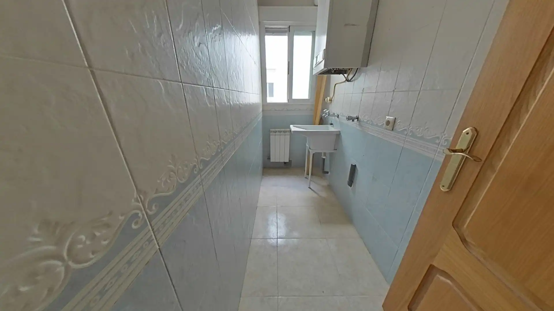 Cocina de Piso en venta en Valdepeñas con Calefacción y Balcón