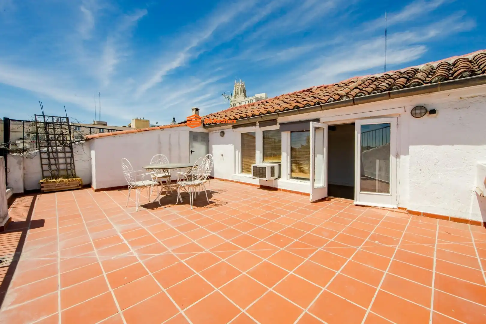 Terrasse von Dachboden zur Miete in Madrid mit Heizung, Terrasse und Möbliert