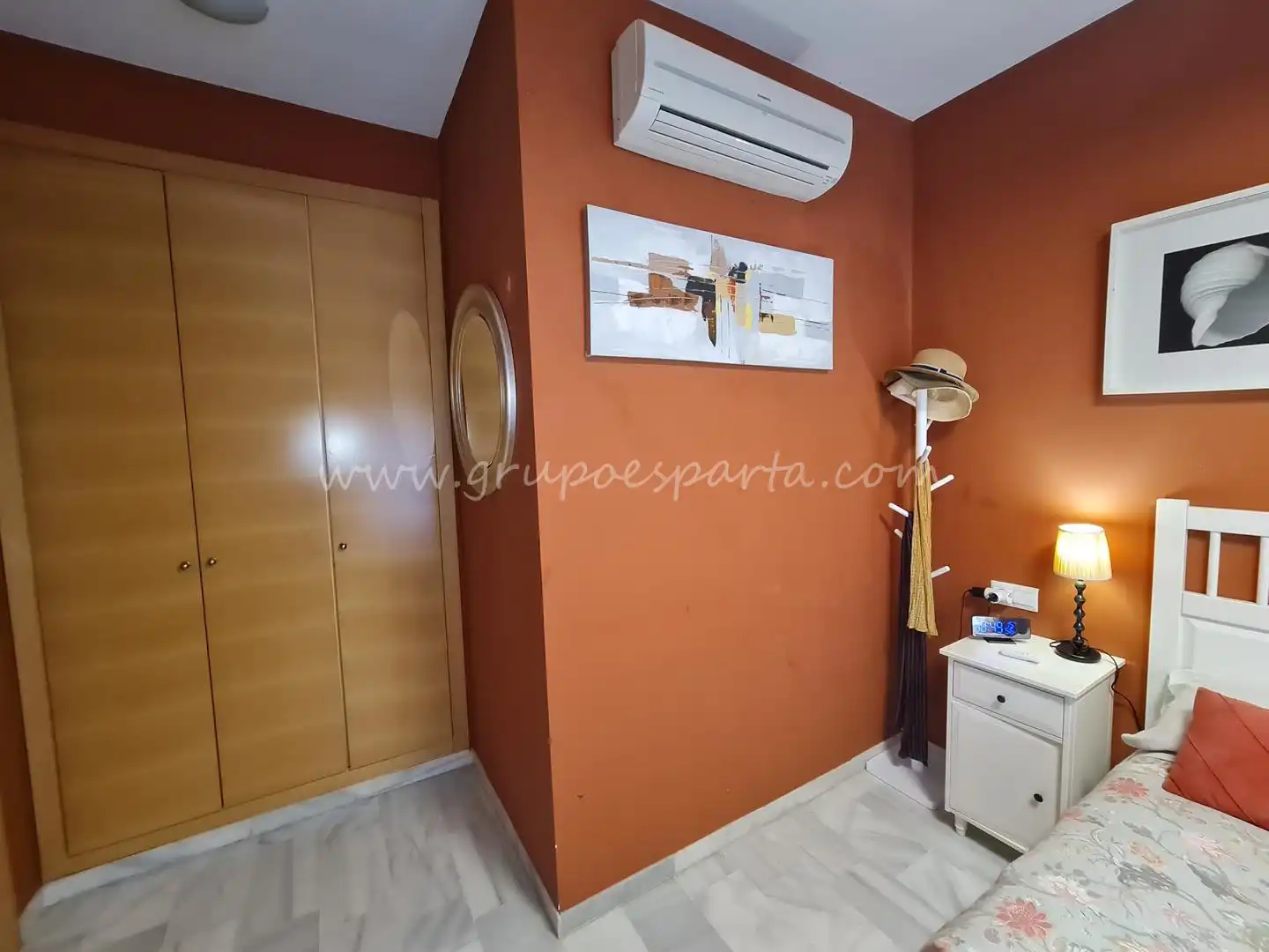 Casa adosada en venta en Huévar del Aljarafe con Aire acondicionado, Jardín privado y Terraza