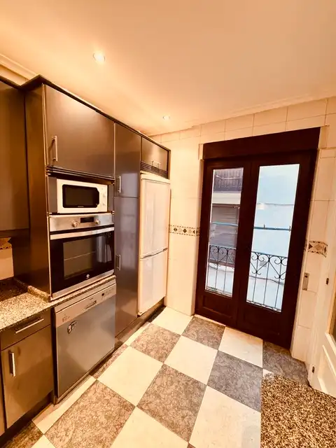 Mini appartamento con terrazza in vendita a Casco Antiguo
