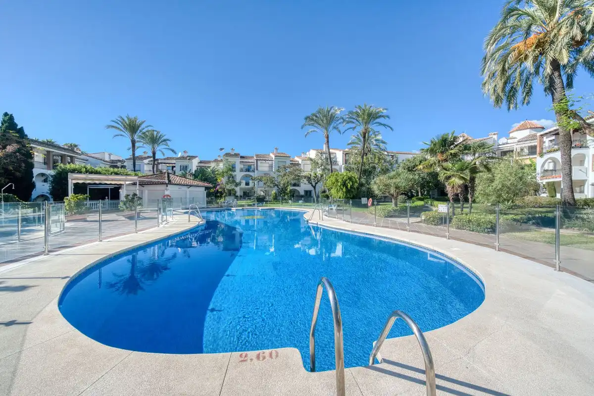 Habitatge amb piscina en venda a Selwo, imagen 17