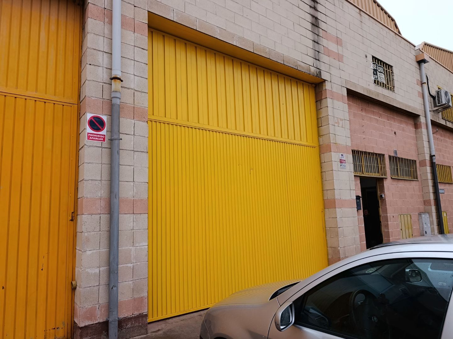 Aparcament de Local de lloguer en Alcalá de Henares