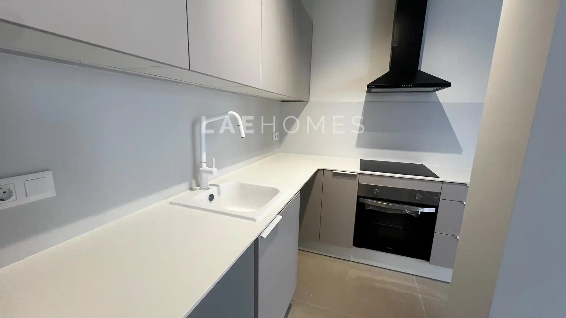 Ground floor to rent in Calle Calle Miramar, imagen 5
