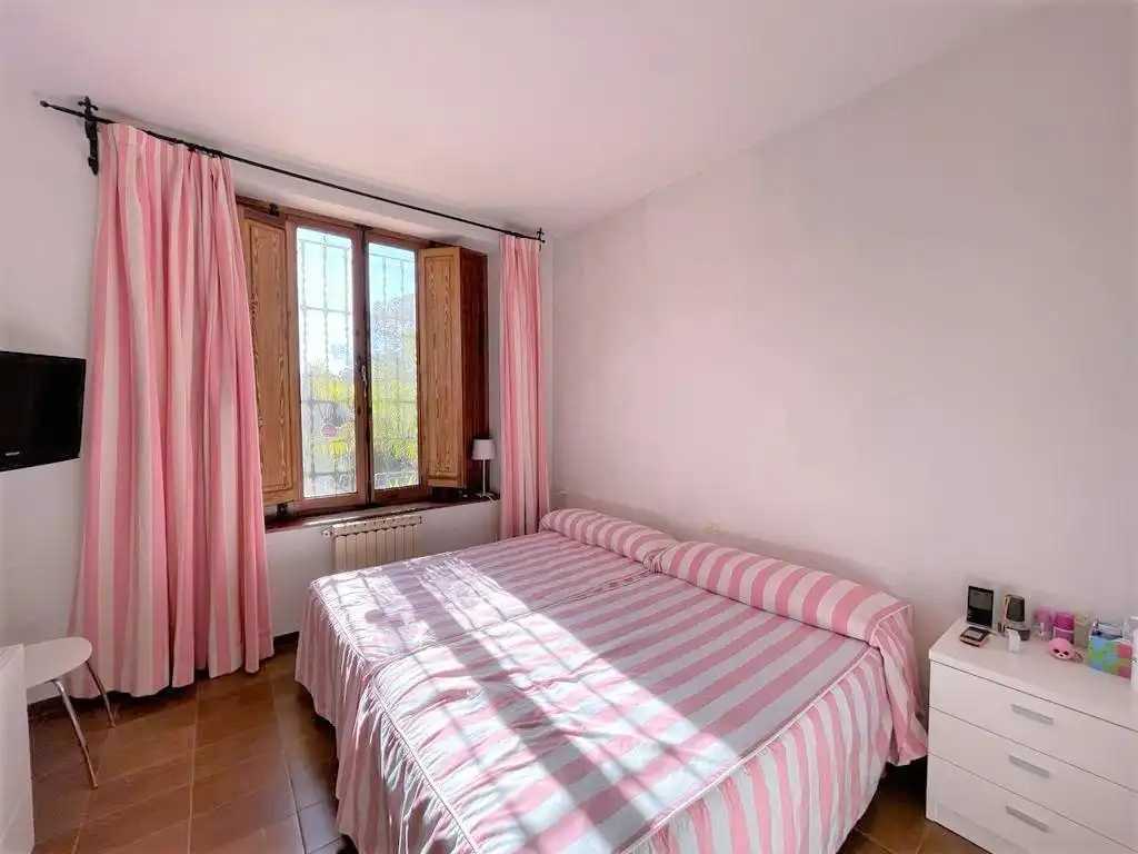 Schlafzimmer von Haus oder Chalet zum Verkauf in Náquera mit Klimaanlage, Heizung und Privatgarten