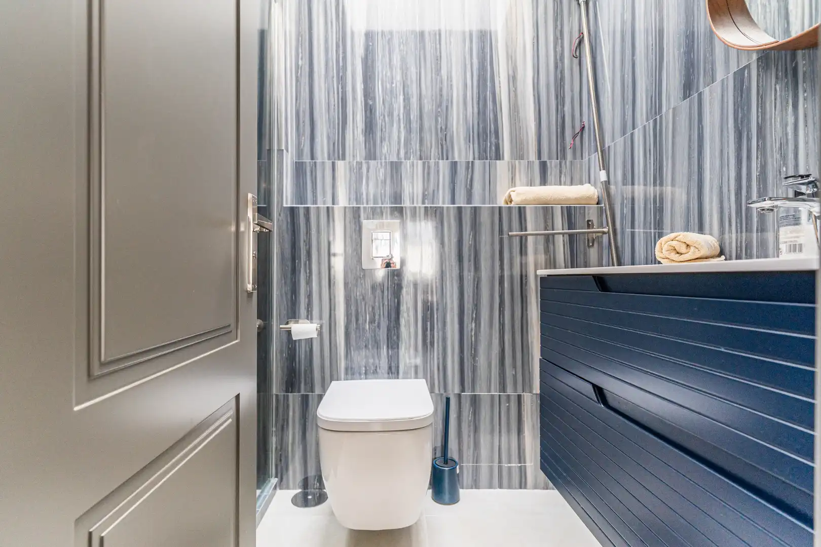 Bathroom of Houses for sale in Majadahonda  with Air Conditioner, Heating and Private garden