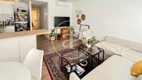 Living room of Flat for sale in  Barcelona Capital  with Air Conditioner, Heating and Terrace