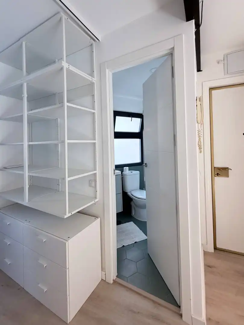 Badezimmer von Wohnungen zur Miete in Latina