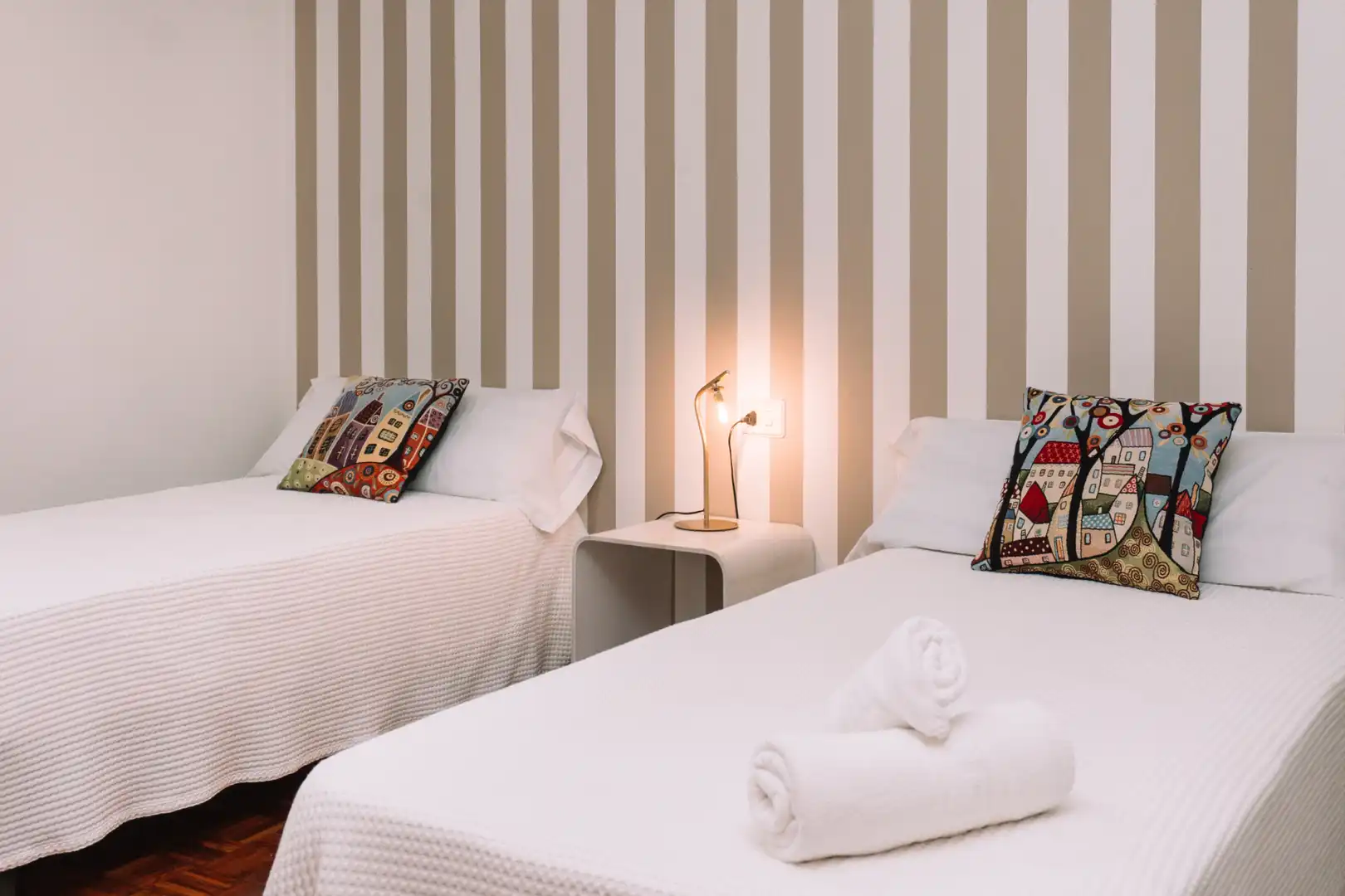 Bedroom of Flat for rent in Vigo   with Heating, Parquet flooring and Terrace