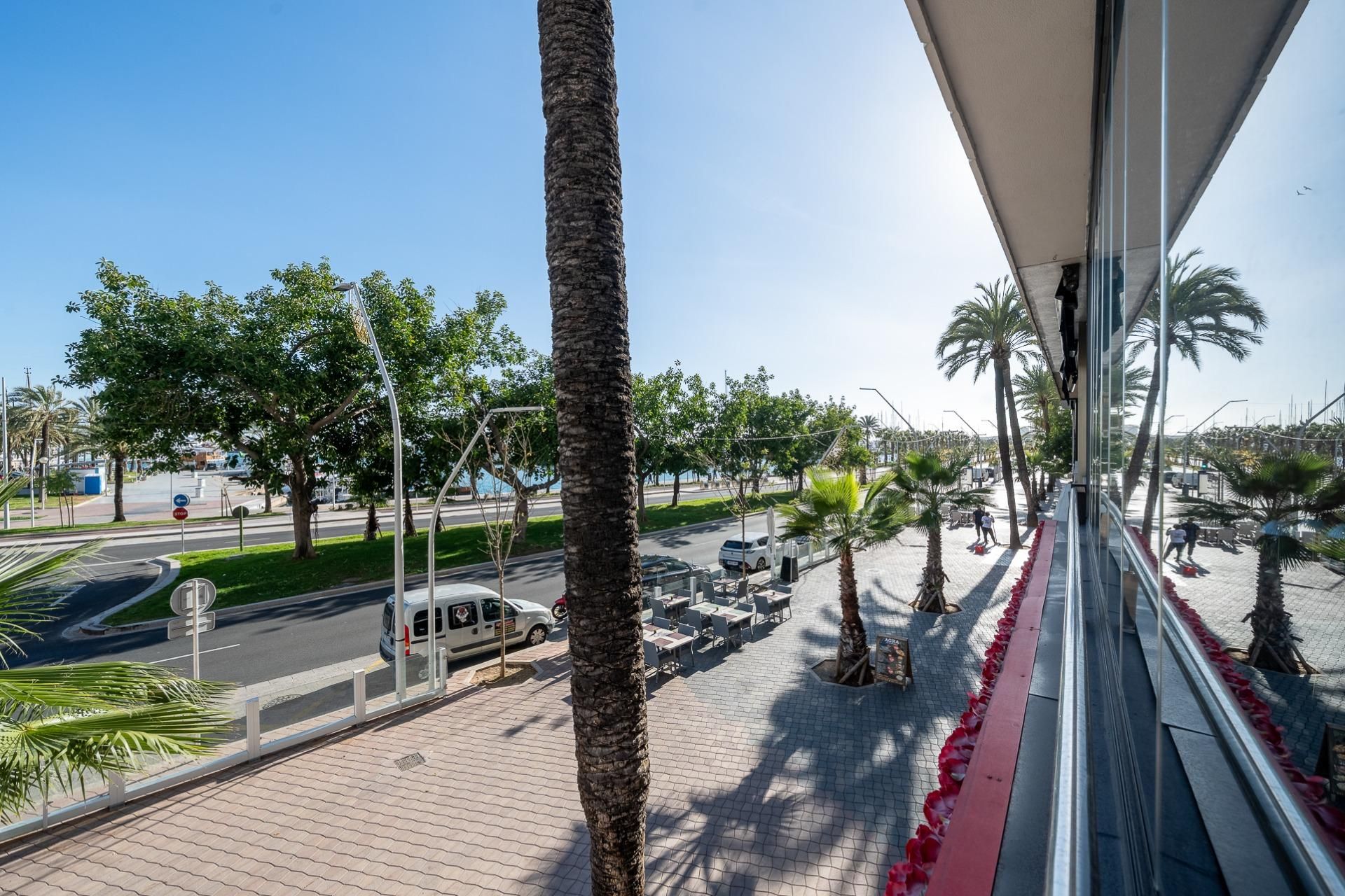 Local de alquiler en  de Gabriel Roca, Son Armadans, Ponent